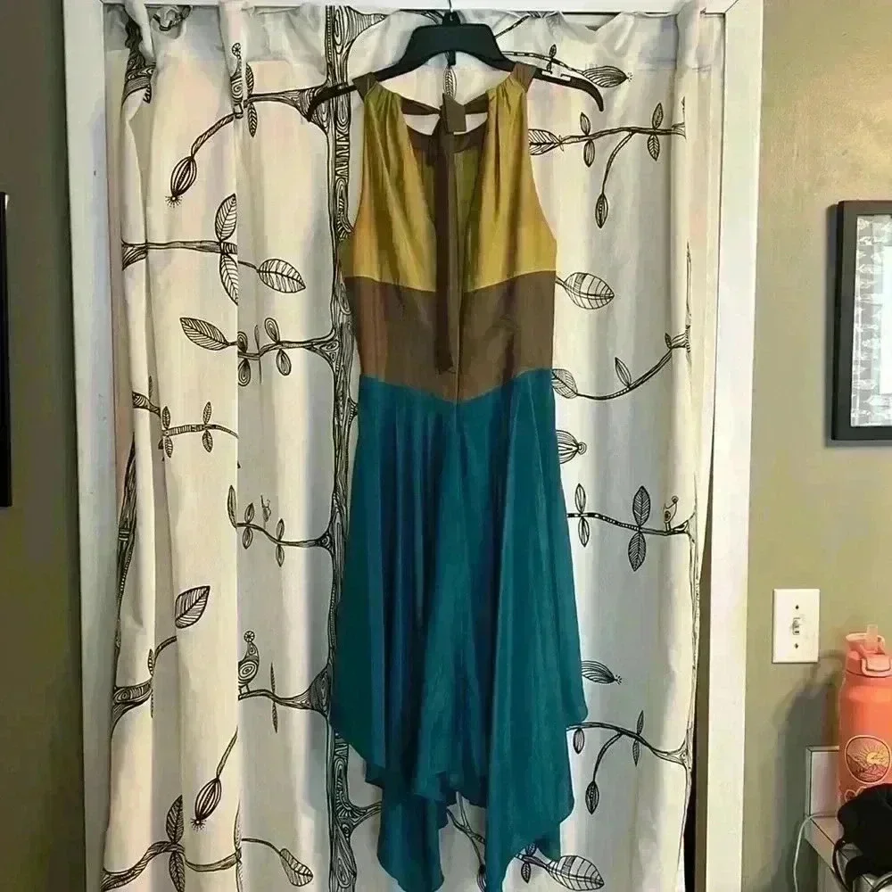 Vince Camuto Dress - Picture 3 of 9